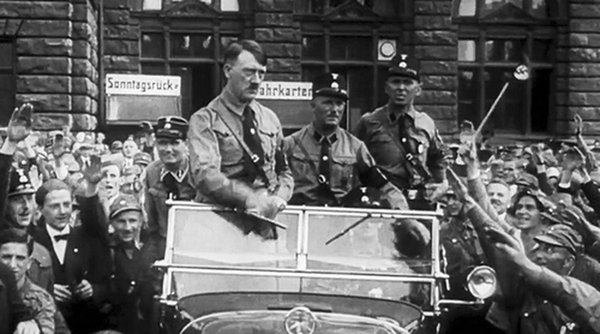 Adolf Hitler arrives in Nuremberg for the 1929 Parteitag